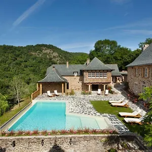 Chateau De Longcol Hotel