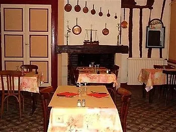 Logis Hotel Restaurant Metropole Mirande